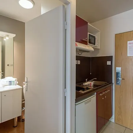 Apartahotel Appart'city Confort Paris 3*