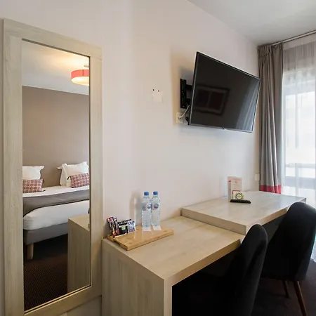 Appart'city Confort Paris Aparthotel 3*