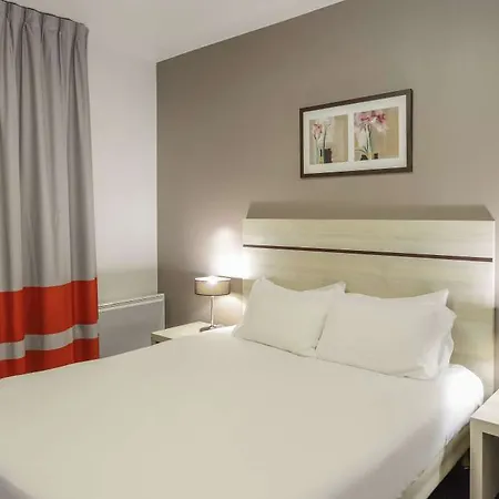 Aparthotel Appart'city Confort Paris 3*