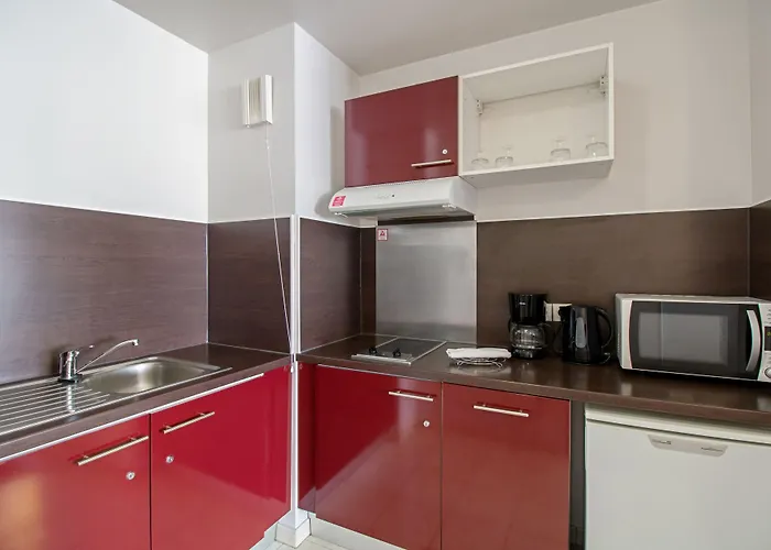 Appart'city Confort Paris Aparthotel