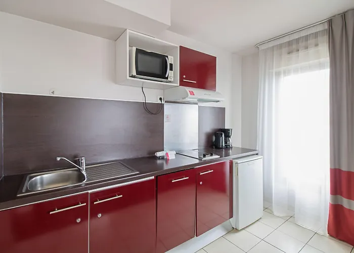 Appart'city Confort Paris Aparthotel