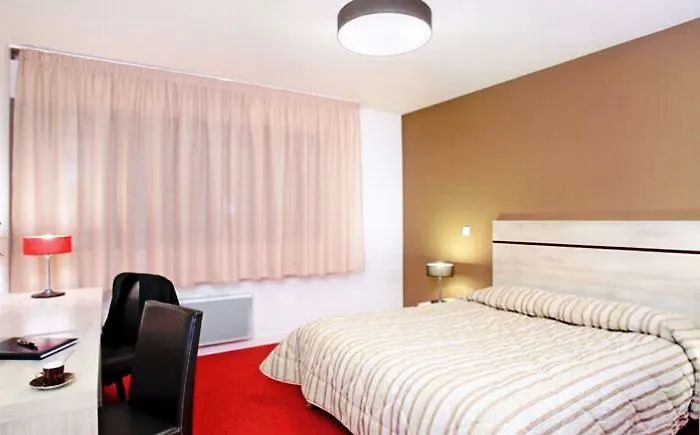Appart'city Confort Paris Aparthotel 3*