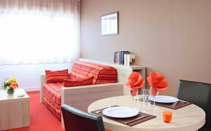 Appart'city Confort Paris 3*