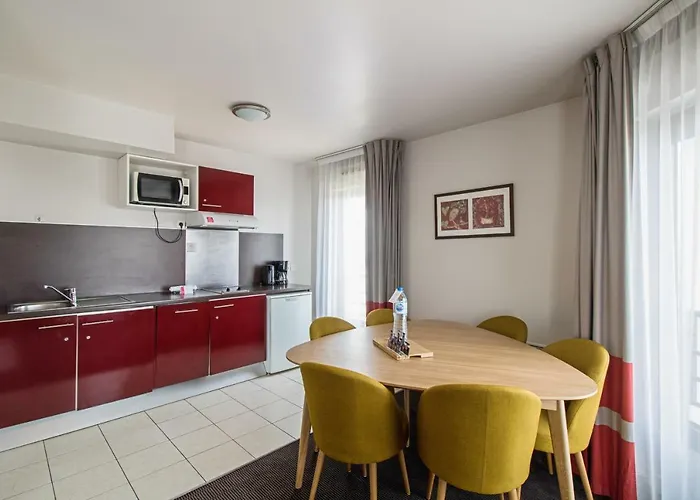 Aparthotel Appart'city Confort Paris 3*